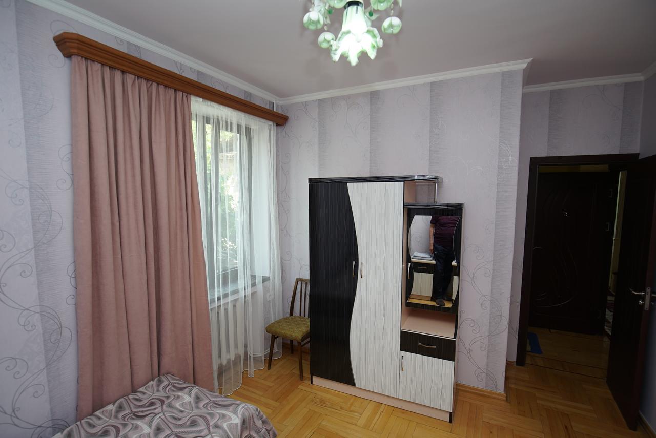 Nice House In The Heart Of The City Yerevan Bagian luar foto